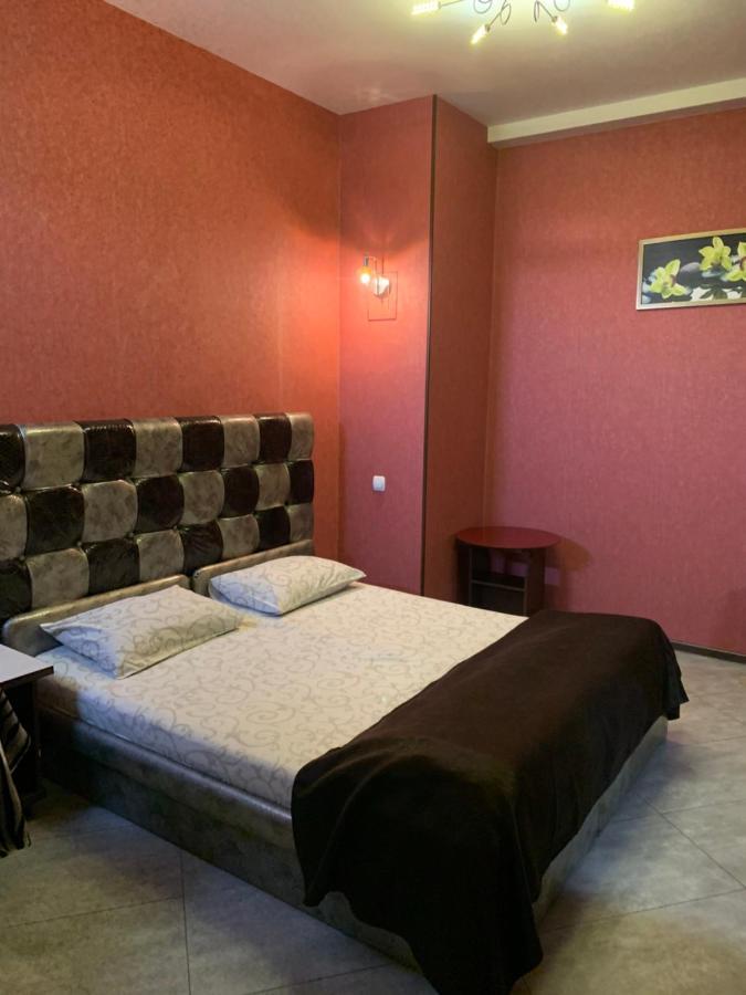 Na Bukovinskoy Guest House Kharkiv Eksteriør billede