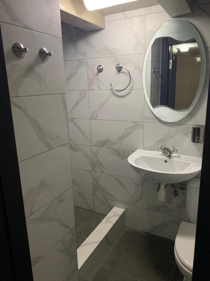 Na Bukovinskoy Guest House Kharkiv Eksteriør billede