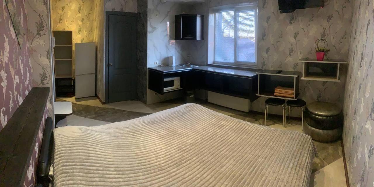 Na Bukovinskoy Guest House Kharkiv Eksteriør billede